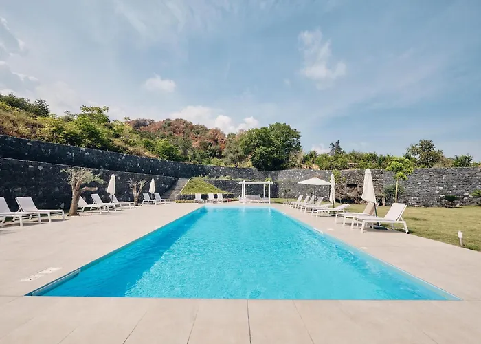 Cortilio Luxury Homes On Etna